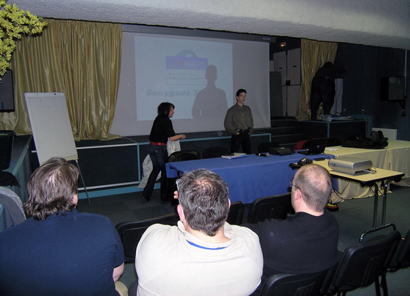 2006 - 03 - Salon HCFR - Avant AG.JPG